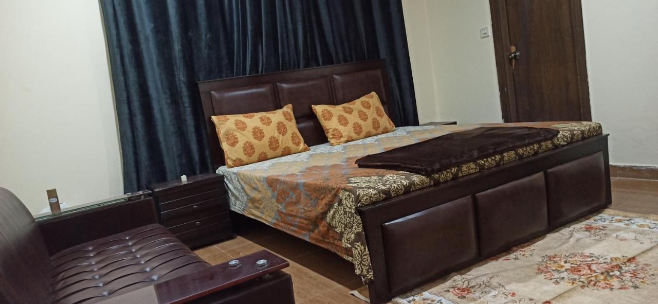 Evergreen Inn Rawalpindi Exterior photo